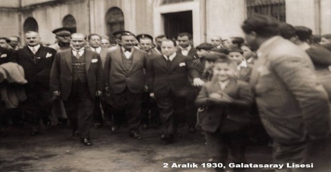 ataturk un istanbul daki bir gunu sec