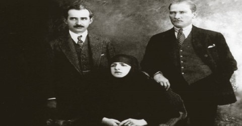ataturk un latife hanim dan ayrildigina