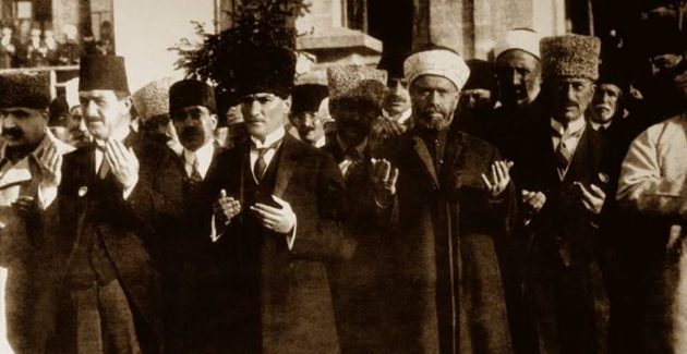 Amerikan gizli belgesinde Atatürk ve Akif’in Kur’an tercümesi