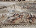 Kıbrıs’ta bulunan 1700 yıllık devasa mozaik büyüledi