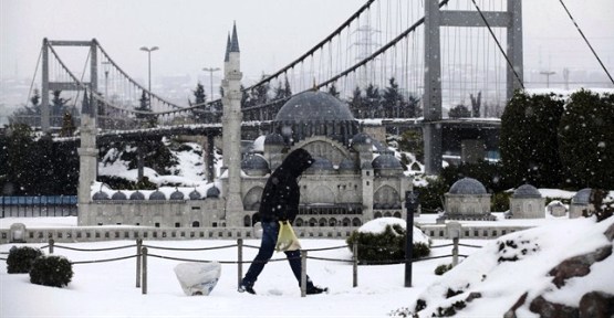 İstanbul’da yoğun kar yağışı