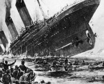 Titanic’i Süper Ay ve gezegenlerin dizilimi mi batırdı?