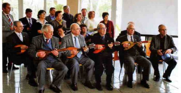 Yeni Kuşak Köy Enstitüleri Derneği Mandolin Grubu