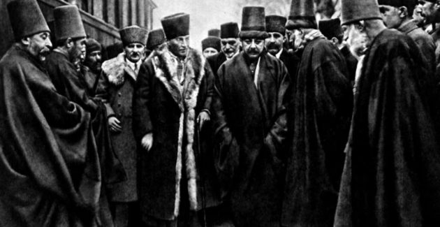 Atatürk ve Mevlana