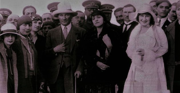Atatürk’ün cumhuriyet kadını