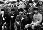 19 Ocak 1923 Atatürk’ün İzmit Sinemasında Halkla Sohbeti