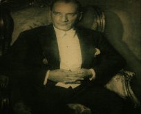 Atatürk’ün Hayatına Giren Kadınlar