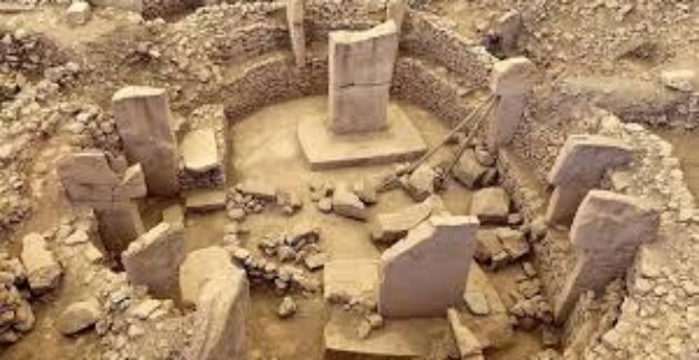 Göbeklitepe Yılan Sembolizmi