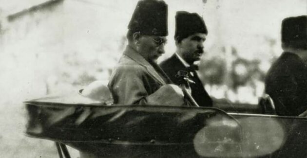 Başkomutan Gazi Mustafa Kemal Paşa İzmir’de 10 Eylül 1922